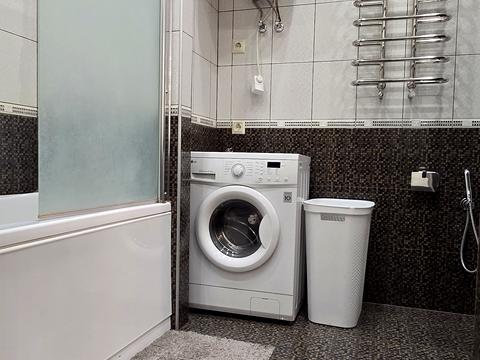 квартира за адресою Андрія Верхогляда вул. (Михайла Драгомирова), 5