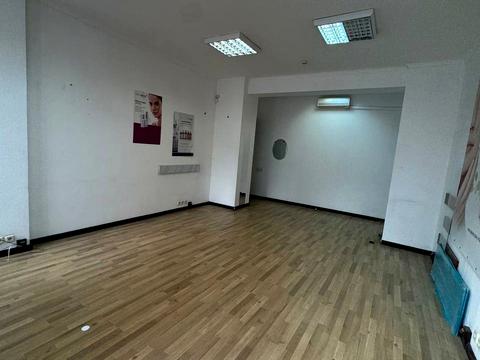 комерційна за адресою Дніпро, Соборна пл. (Жовтнева), 1-Б