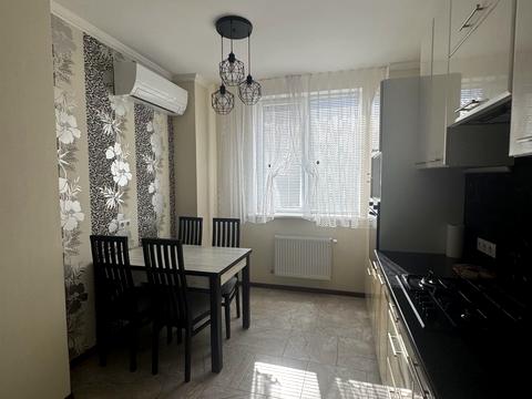 квартира за адресою Академіка Сахарова вул., 9