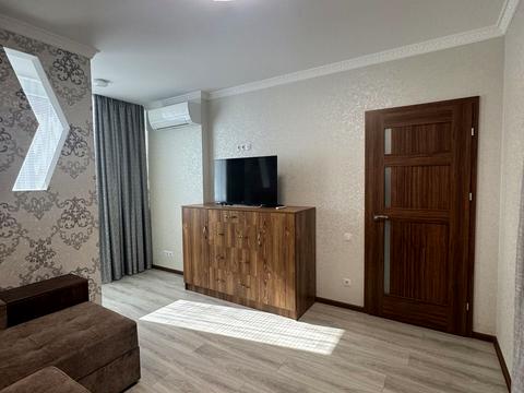 квартира за адресою Академіка Сахарова вул., 9