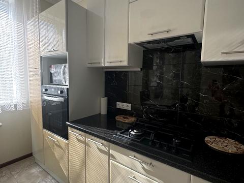 квартира за адресою Академіка Сахарова вул., 9