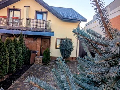 будинок за адресою Дмитра Яворницького вул.