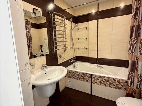 квартира за адресою Миколи Руденка бульв. (Кольцова), 14-З