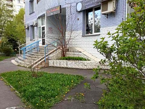комерційна за адресою Петра Григоренка просп., 1-Б