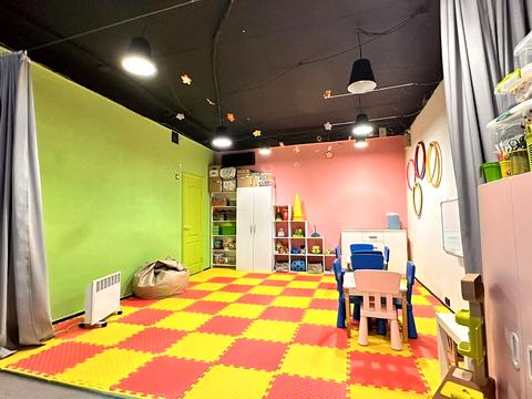 комерційна за адресою Петра Григоренка просп., 1-Б