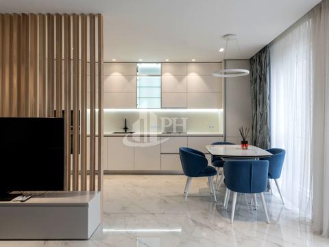 квартира по адресу Князя Романа Мстиславича ул. (Генерала Жмаченка), 28-Б