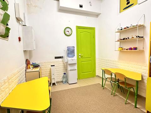 комерційна за адресою Петра Григоренка просп., 1-Б