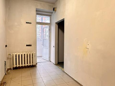 комерційна за адресою Петра Григоренка просп., 1-Б