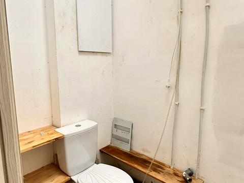 комерційна за адресою Петра Григоренка просп., 1-Б