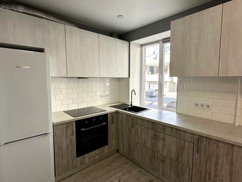 квартира за адресою Вадима Жукова вул. (Бєляєва), 10