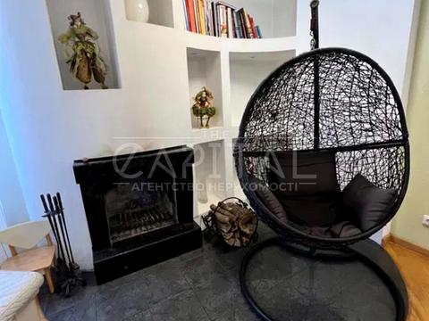 будинок за адресою Лугова вул.