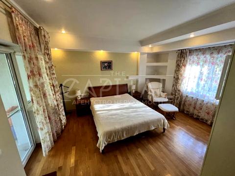 будинок за адресою Лугова вул.