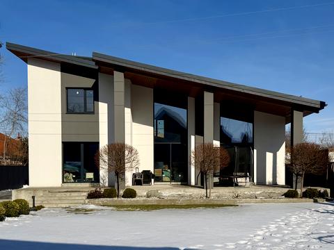 дом по адресу Садовая ул.