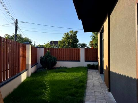 дом по адресу 50-та Садова ул., 1