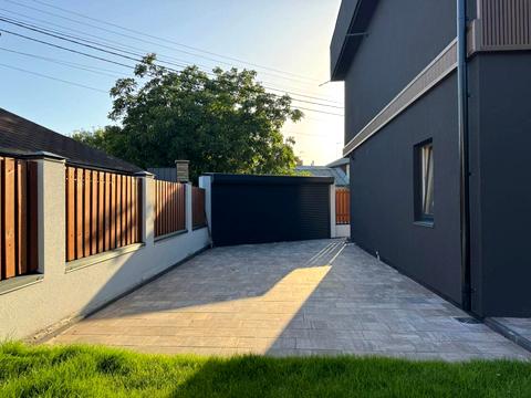 дом по адресу 50-та Садова ул., 1