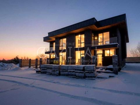 дом по адресу центральна