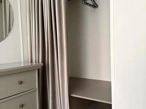 квартира за адресою Салютна вул., 2к20