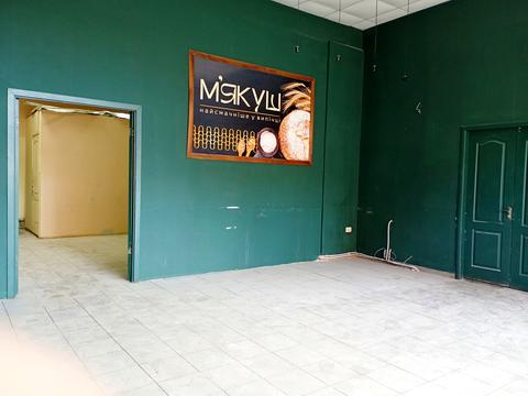 комерційна за адресою Промислова вул., 2