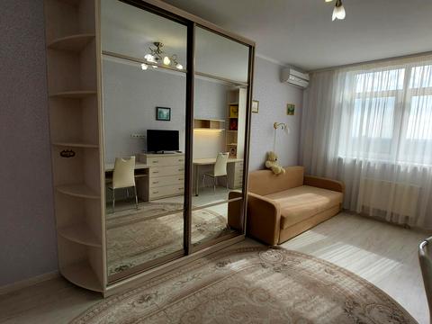 квартира по адресу Семьи Кульженков ул. (Дегтяренко Петра), 33