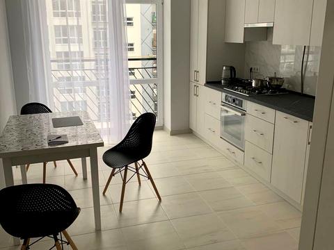 квартира за адресою Олександра Довженка вул., 37