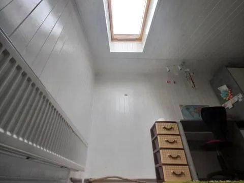 квартира за адресою Подільська вул., 1