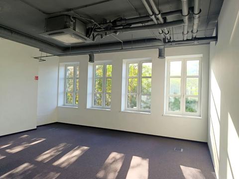 коммерческая по адресу Баррикадная ул., 16