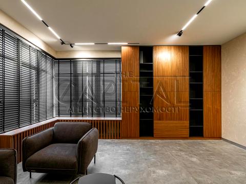 комерційна за адресою Кловський узвіз (Кловський), 7a