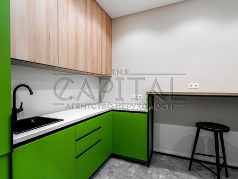 комерційна за адресою Кловський узвіз (Кловський), 7a