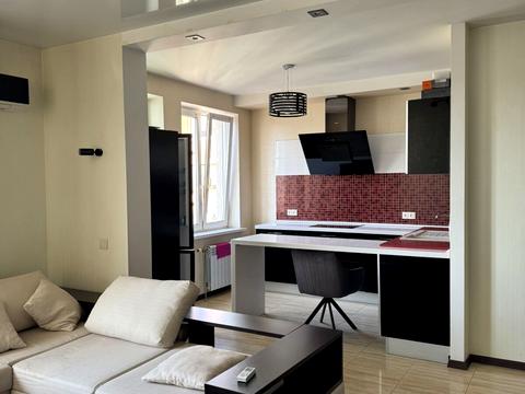 квартира за адресою Феодосійський пров., 12