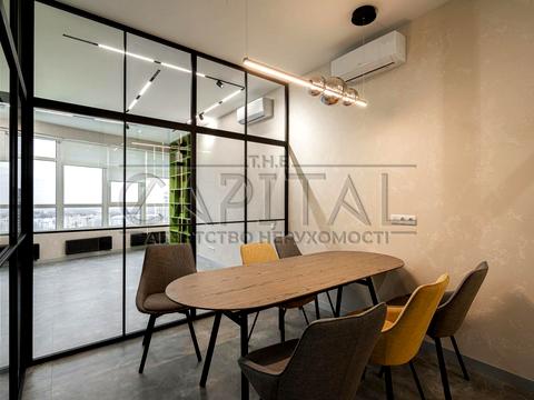 комерційна за адресою Кловський узвіз (Кловський), 7a