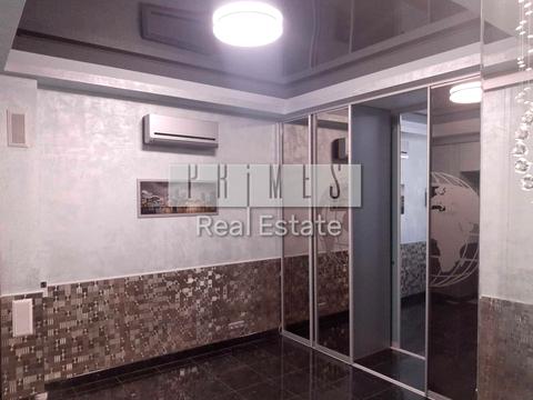 комерційна за адресою Івана Мазепи вул. (Січневого Повстання), 3