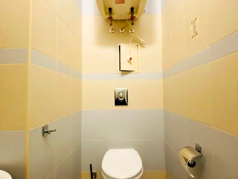 квартира за адресою Київ, Микільсько-Слобідська вул., 6-В