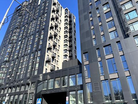 комерційна за адресою Василя Тютюнника вул. (Анрі Барбюса), 43