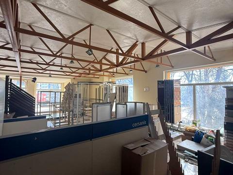 комерційна за адресою Свободи вул., 18/1