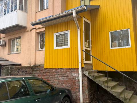 комерційна за адресою Свободи вул., 18/1