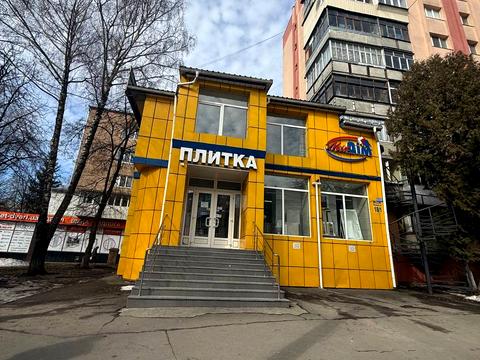 комерційна за адресою Свободи вул., 18/1