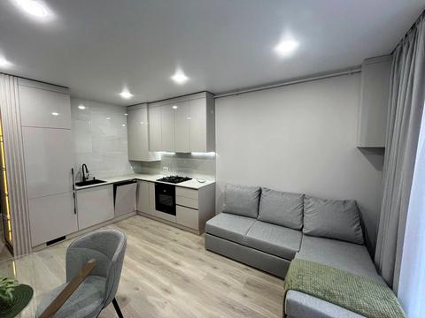 квартира за адресою В'ячеслава Чорновола вул., (Будинок 36)