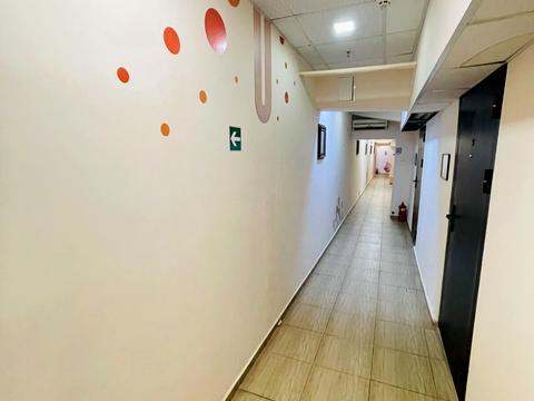 комерційна за адресою Раїси Окіпної вул., 4