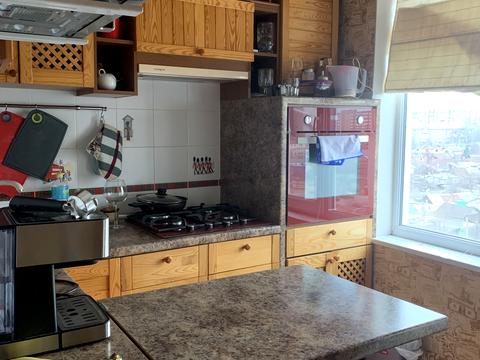 квартира за адресою Шкільна вул. (Героїв Сталінграда), 46