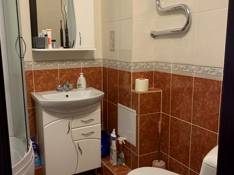 квартира за адресою Шкільна вул. (Героїв Сталінграда), 46