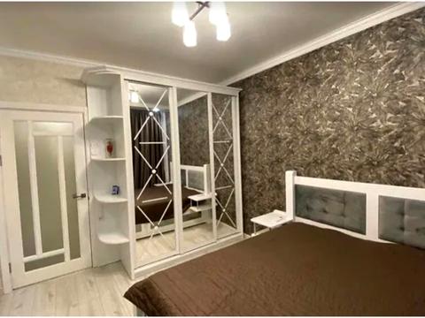 квартира за адресою Київ, Зарічна вул., 4 к2