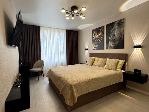 квартира за адресою Співдружності вул., 7