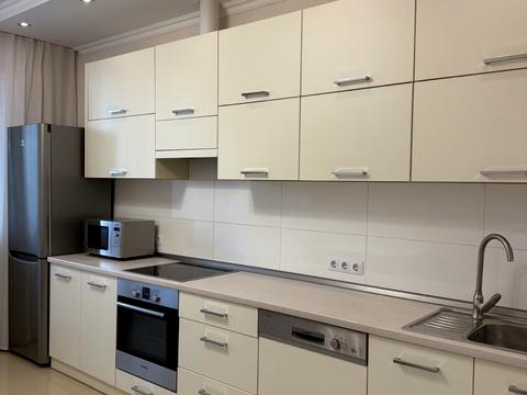 квартира за адресою Патріарха Мстислава Скрипника вул., 40