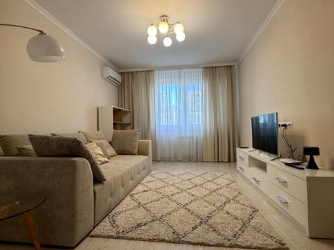 квартира за адресою Патріарха Мстислава Скрипника вул., 40