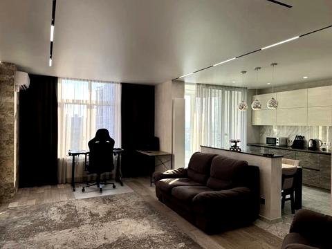 квартира за адресою Київ, Микільсько-Слобідська вул., 8