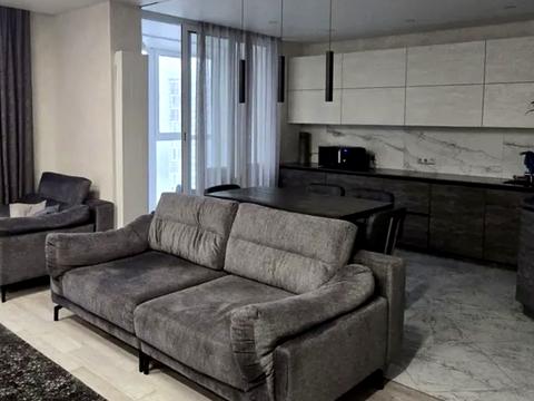 квартира за адресою Київ, Микільсько-Слобідська вул., 8