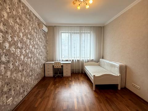 квартира за адресою Київ, Антоновича вул. (Горького), 103