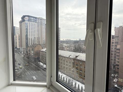квартира за адресою Київ, Антоновича вул. (Горького), 103