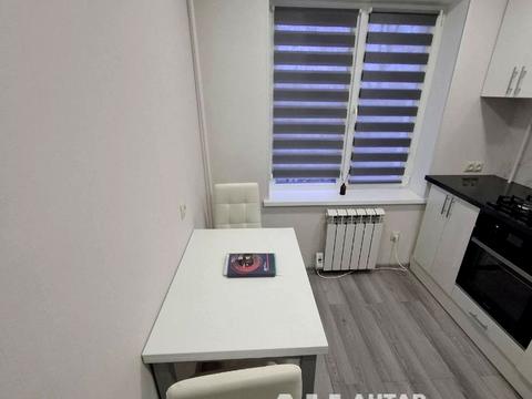 квартира за адресою Леоніда Каденюка вул. (Пацаєва), 12 к1