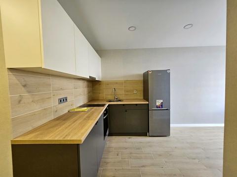 квартира за адресою Олега Мудрака вул. (Генерала Наумова), 1-Б